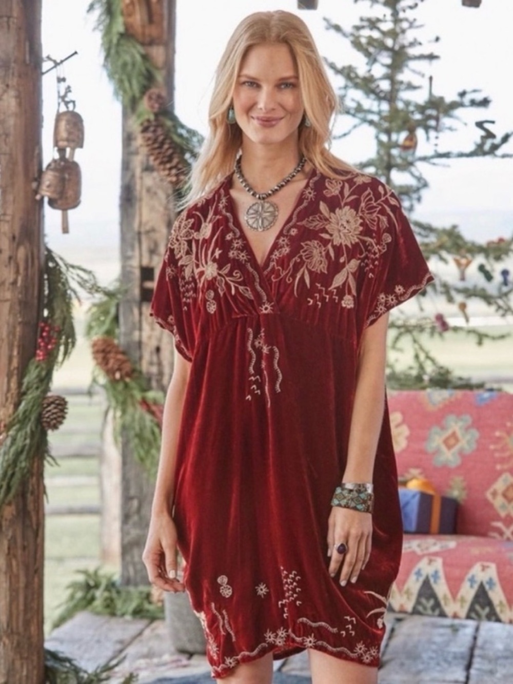 Johnny Was Maree Effortless Embroidered Velvet Kaftan in Deep Red L